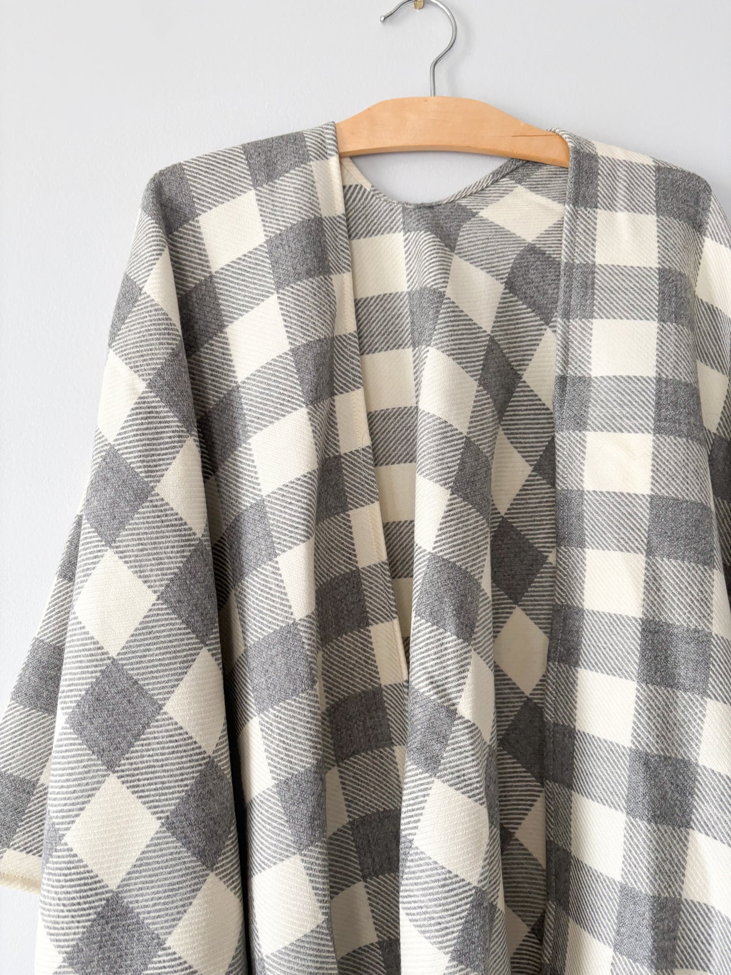 GREY PLAID PONCHO