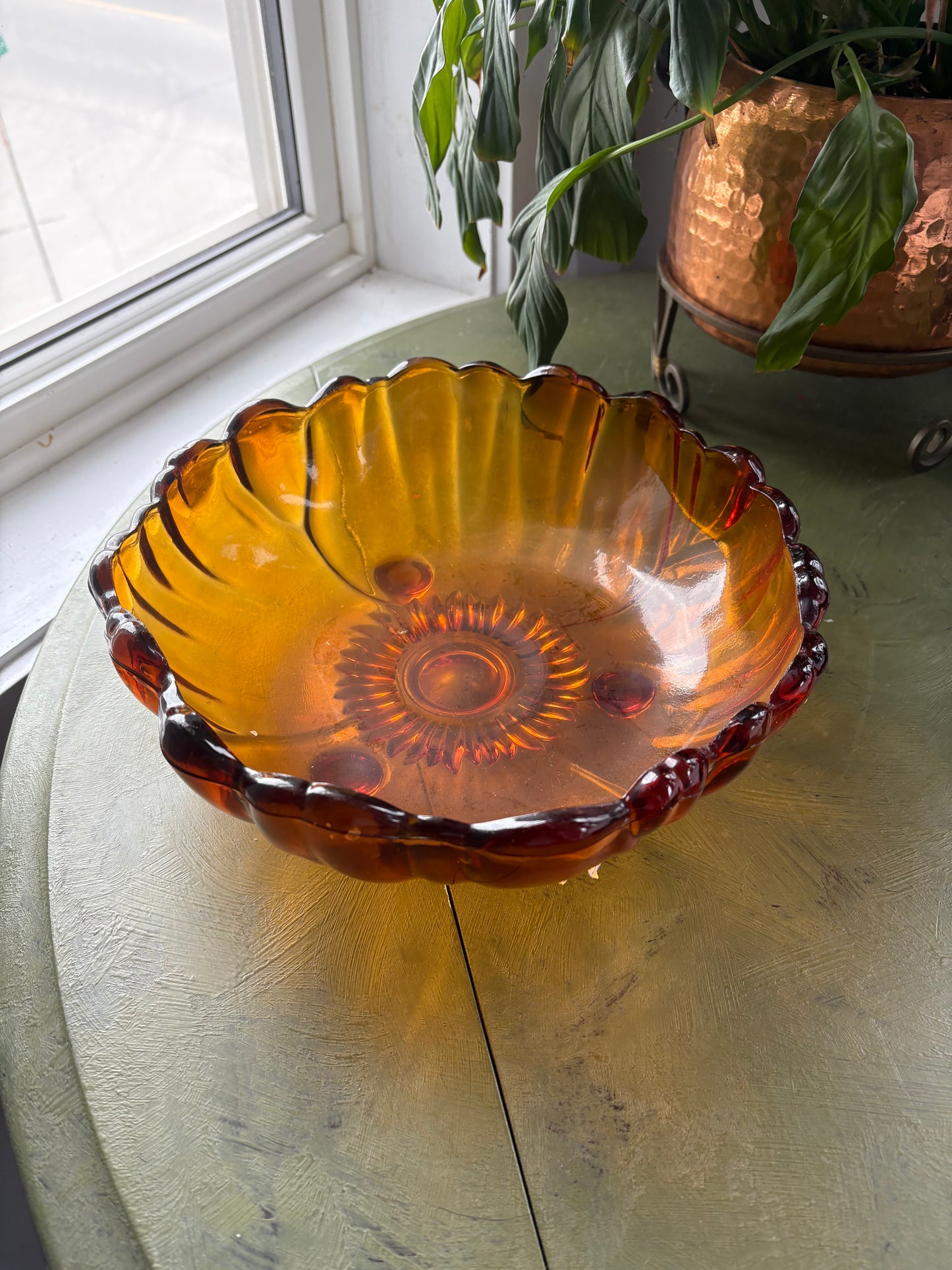 AMBER GLASS BOWL