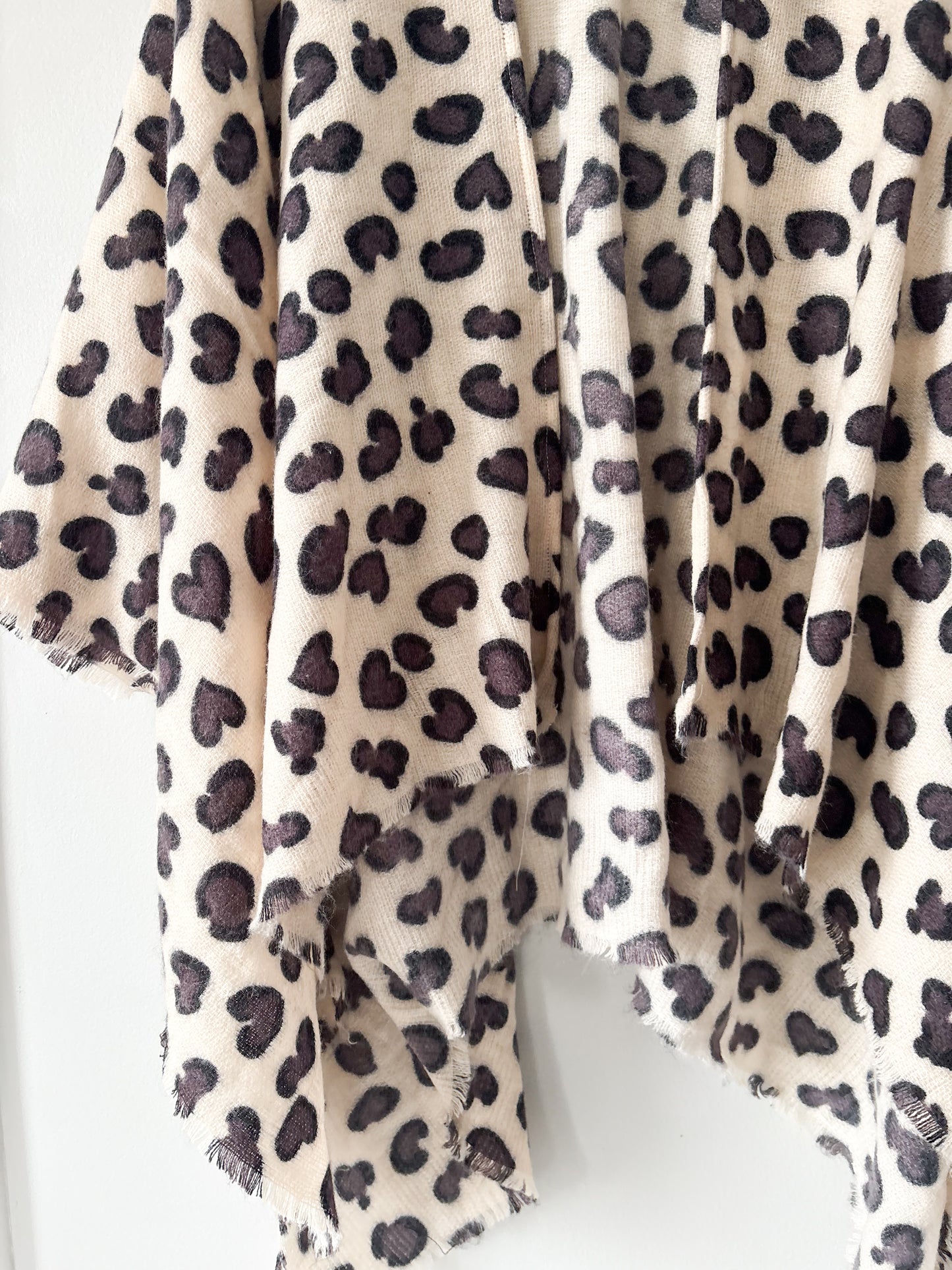 LEOPARD PONCHO