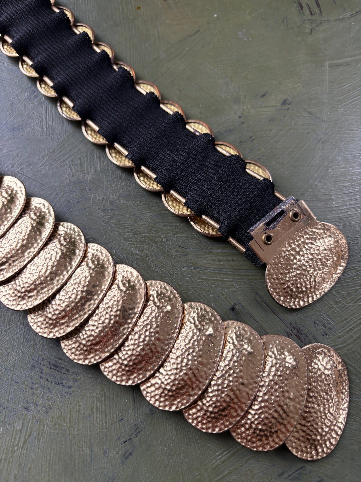 STRETCH GOLD TONE BELT