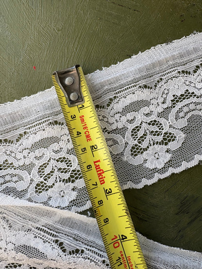 LACE TRIM - by the meter