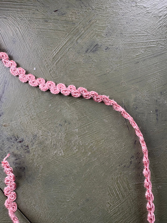 MAUVE TRIM - by the meter