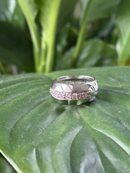 SWAROVSKI CRYSTAL RING - SZ. 5.5