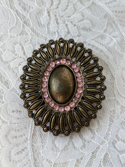 ORNATE BELT BUCKLE