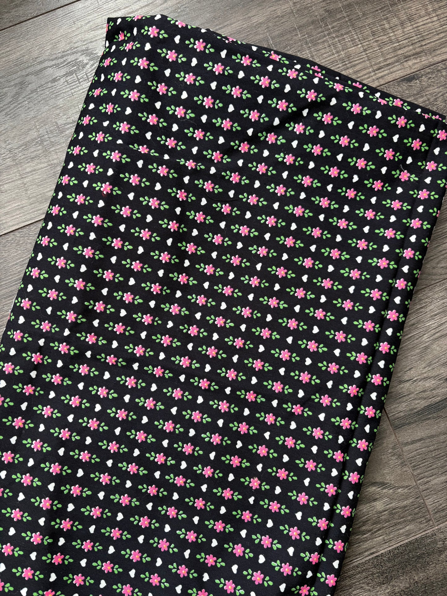 FLOWER & HEART FABRIC 70" x 36"