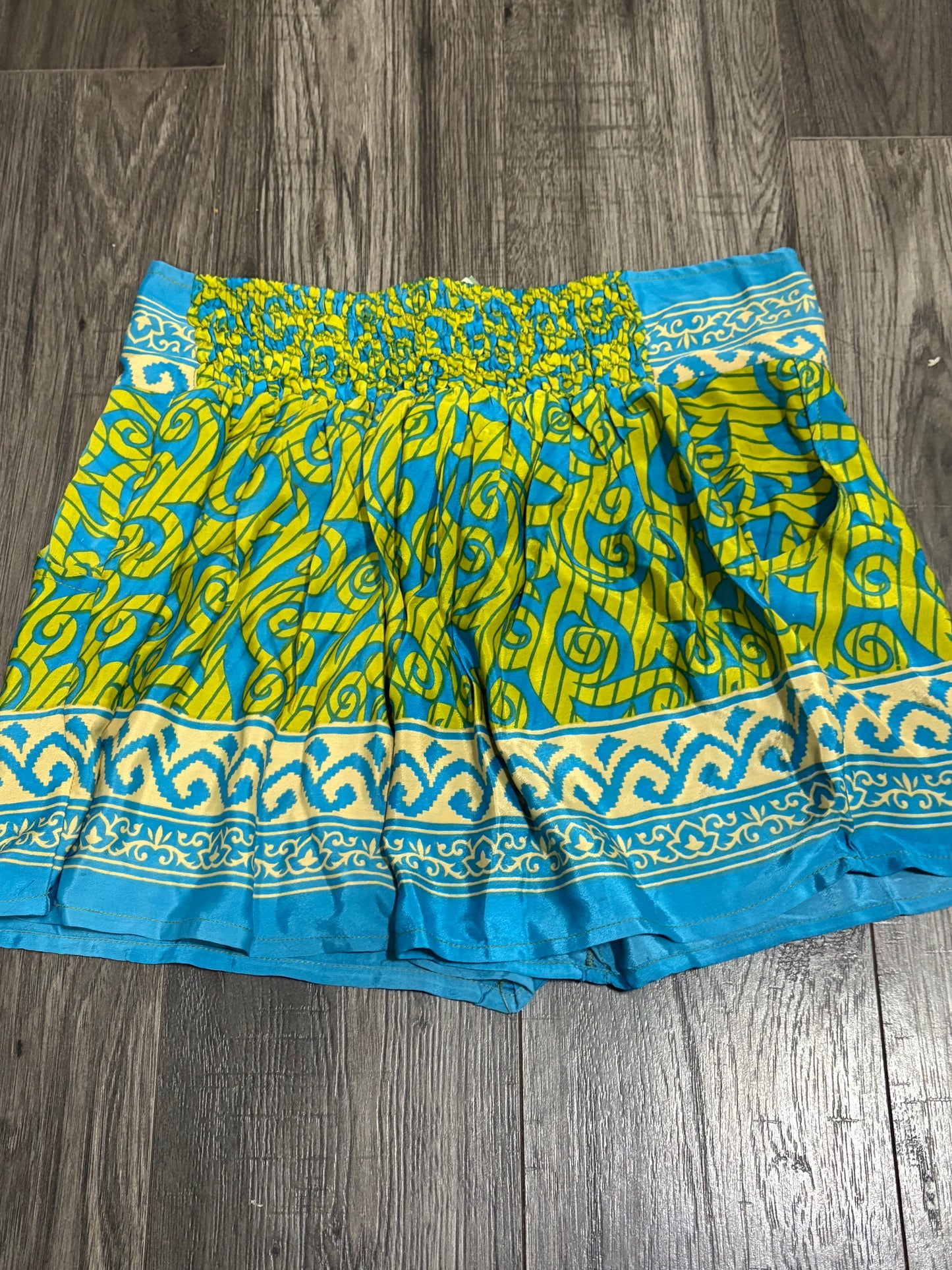 FAIR TRADE TIE SHORTS - S/M