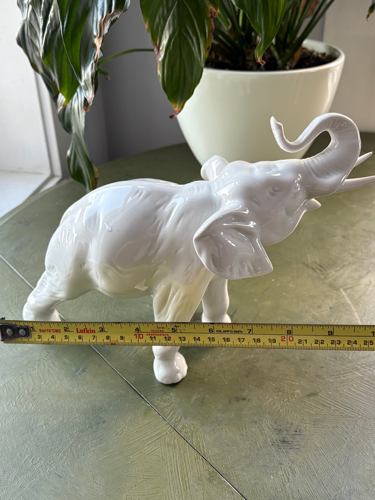 ROYAL DUX CERAMIC ELEPHANT