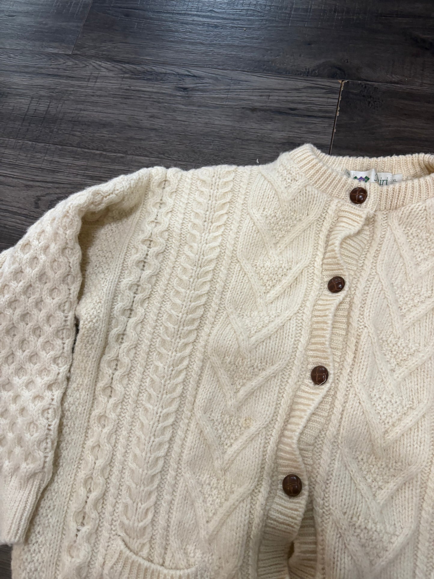 WOOL CARDIGAN - XL