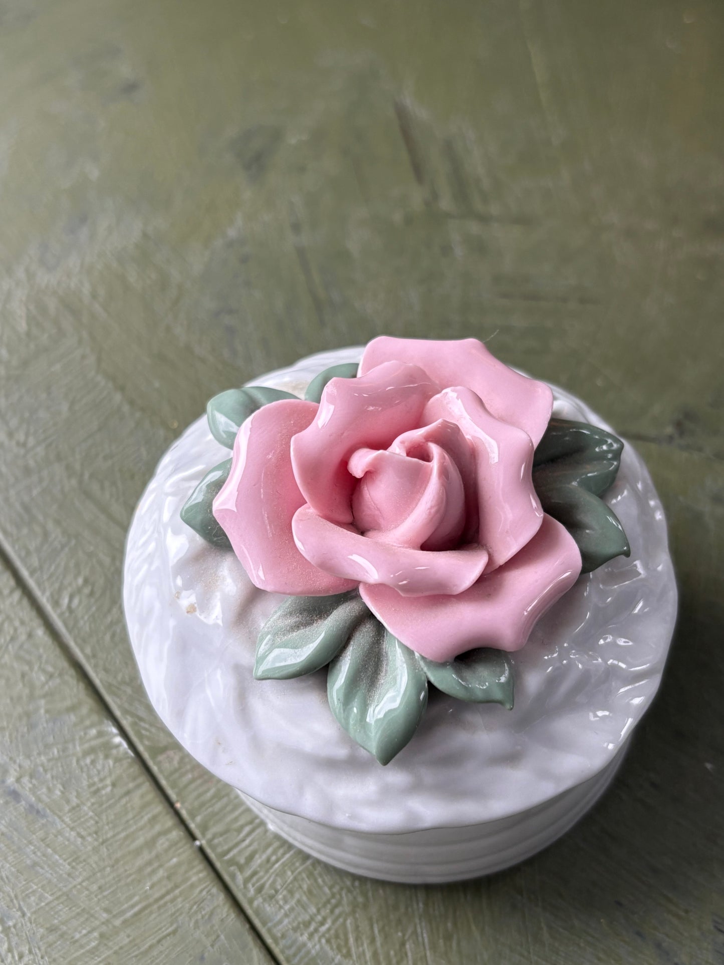 ROSE CERAMIC TRINKET BOX