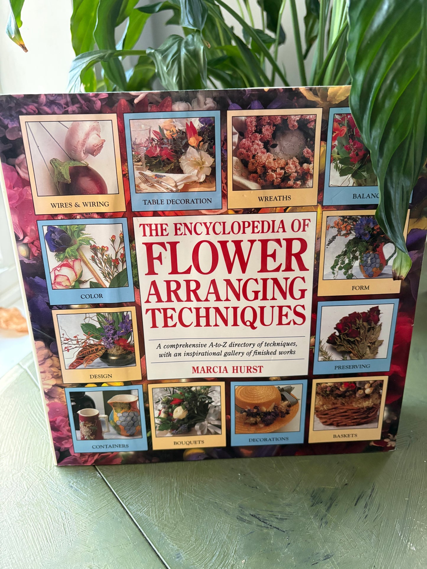 FLOWER ARRANGING TECHNIQUES