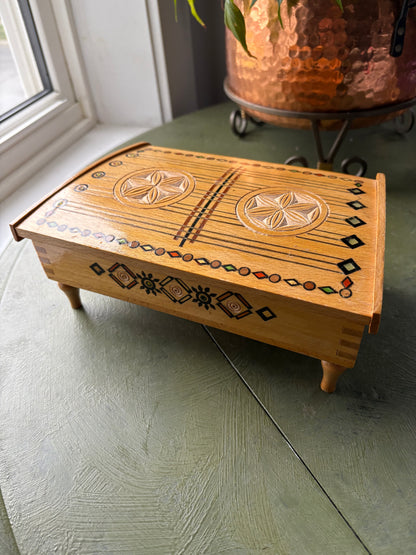 WOOD TRINKET BOX