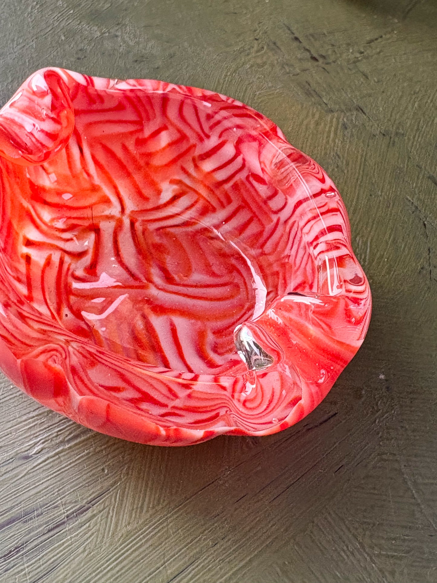 SM. GLASS ASH TRAY