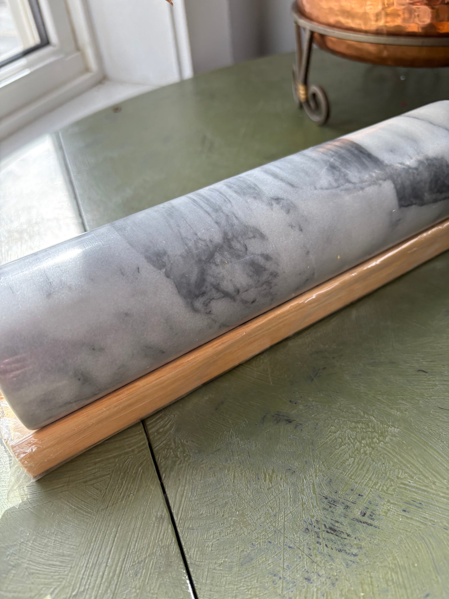 MARBLE ROLLING PIN W STAND