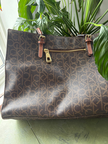 CK MONOGRAM PURSE