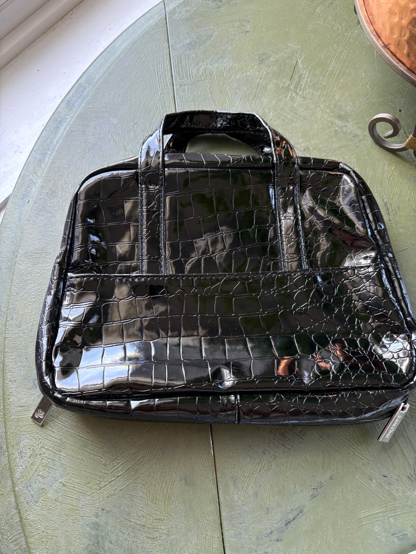 MAKEUP BAG