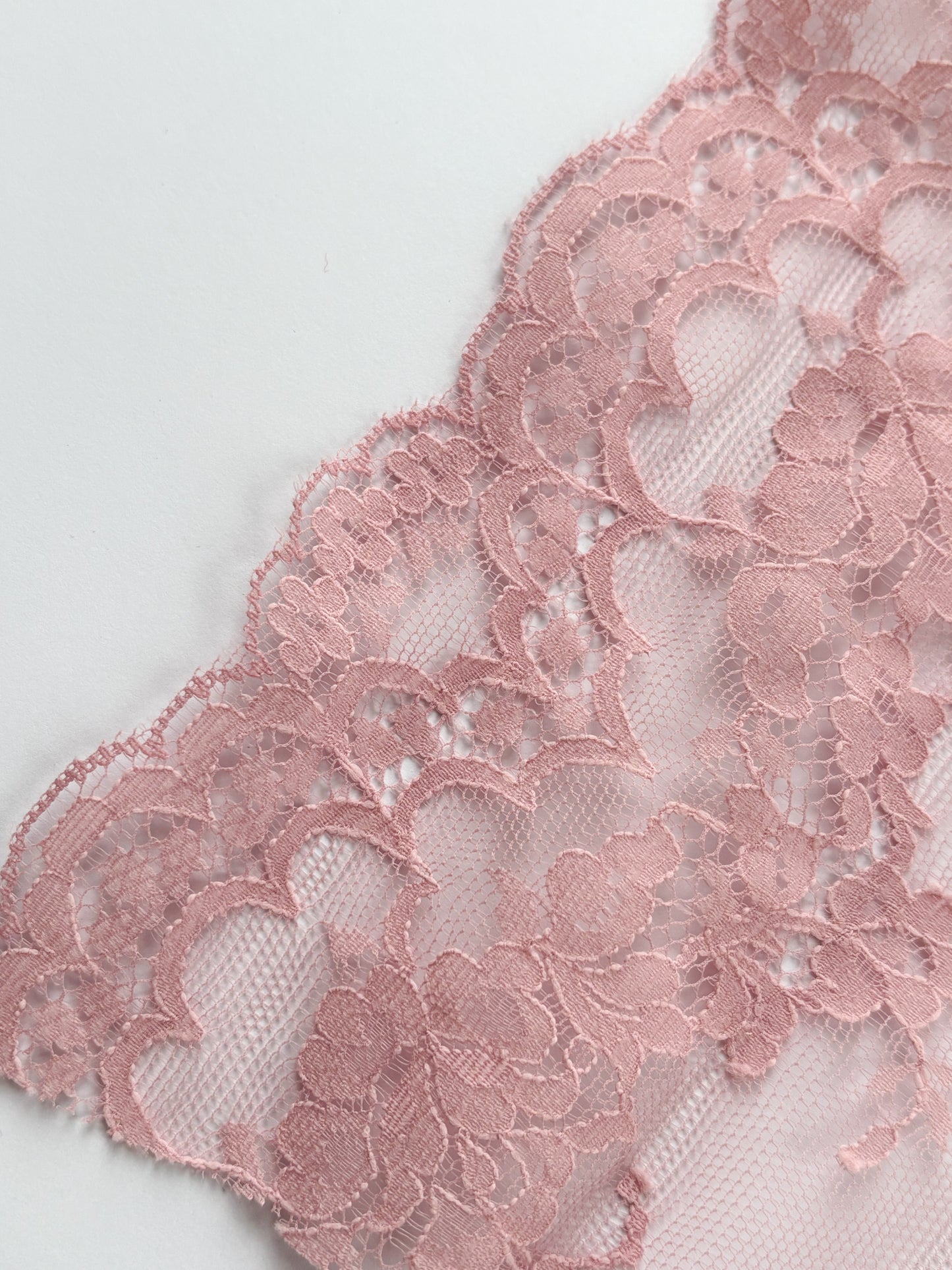 MAUVE FLORAL TRIM - by the meter