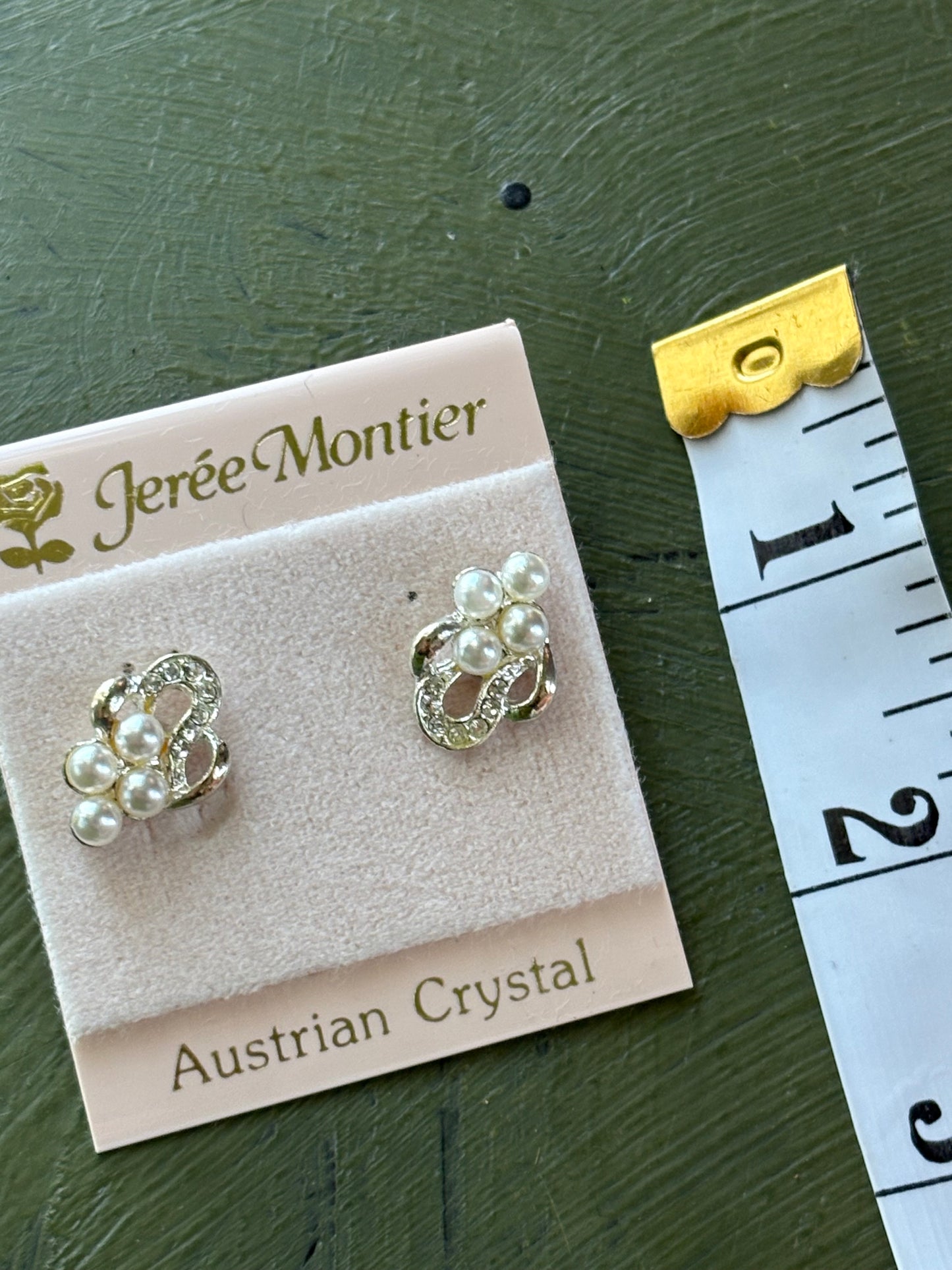 AUSTRIAN CRYSTAL EARRINGS