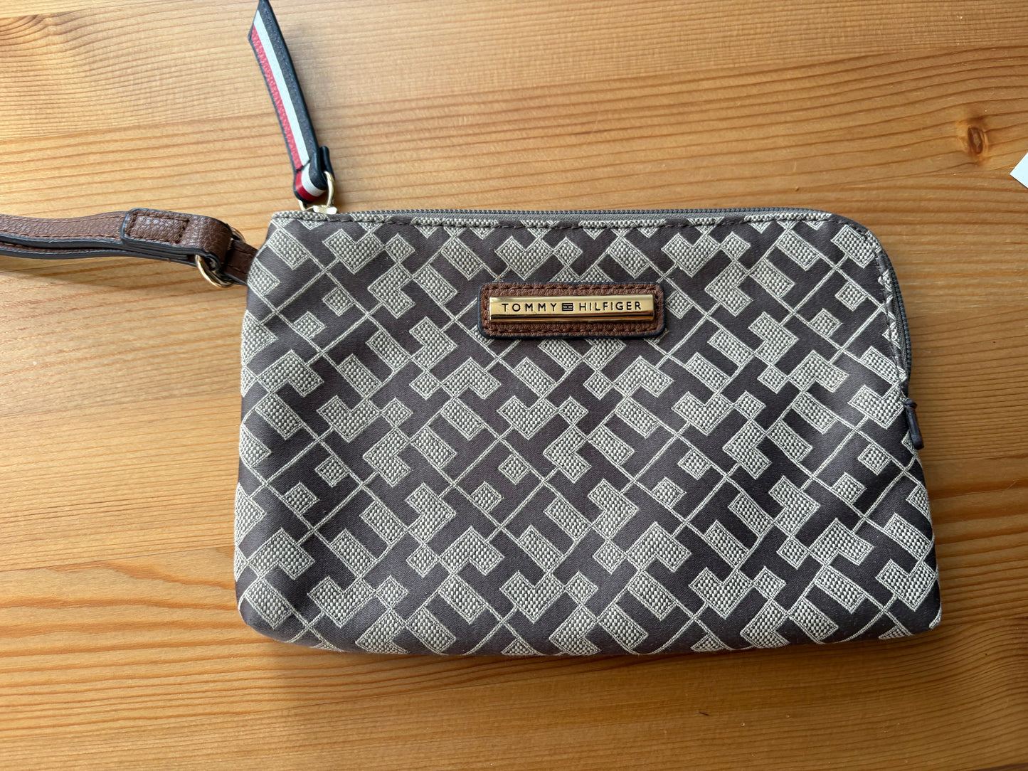 TOMMY WRISTLET