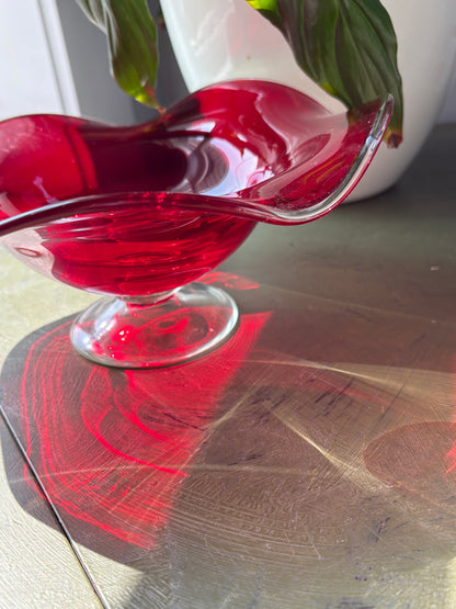 RED GLASS PEDASTAL DISH