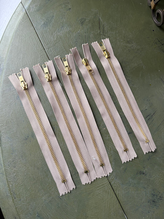 8" TAN ZIPPERS