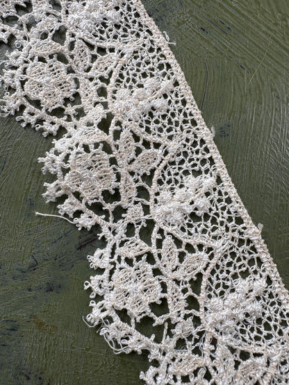 LACE TRIM - by the meter