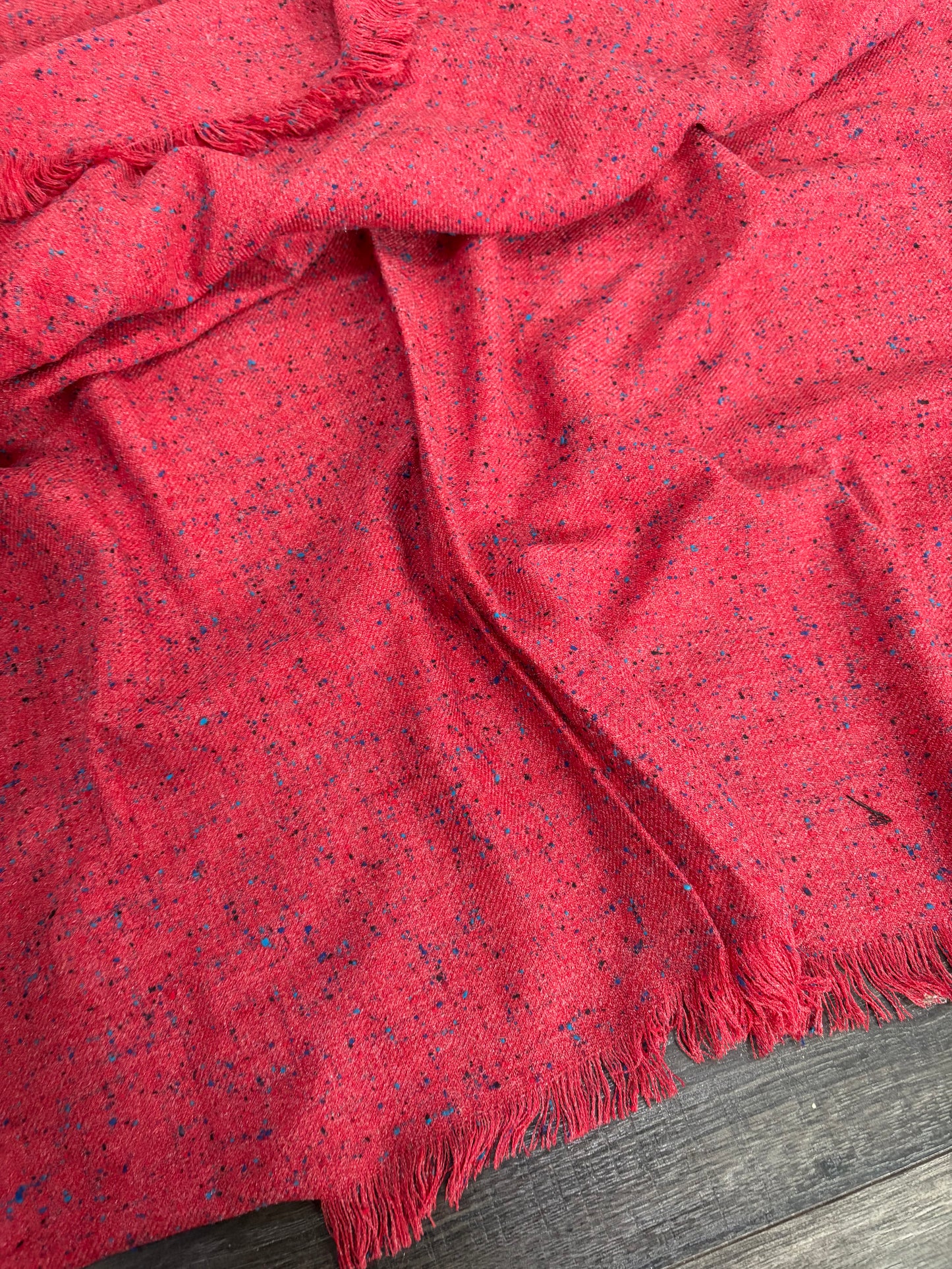 RED CONFETTI SCARF