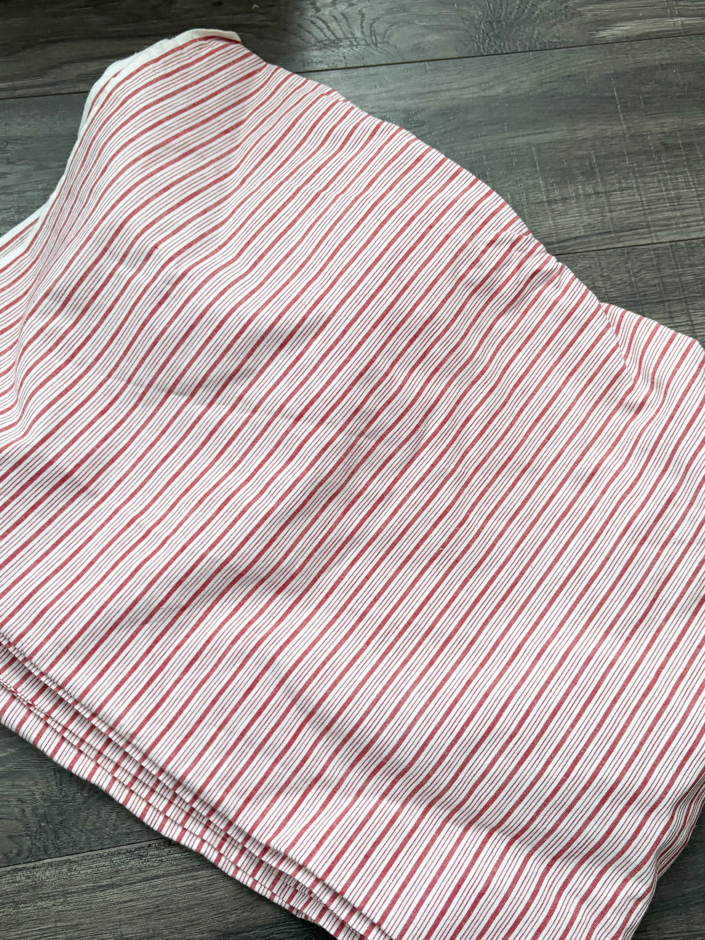RED/WHITE STRIPED FABRIC 60" x 44"
