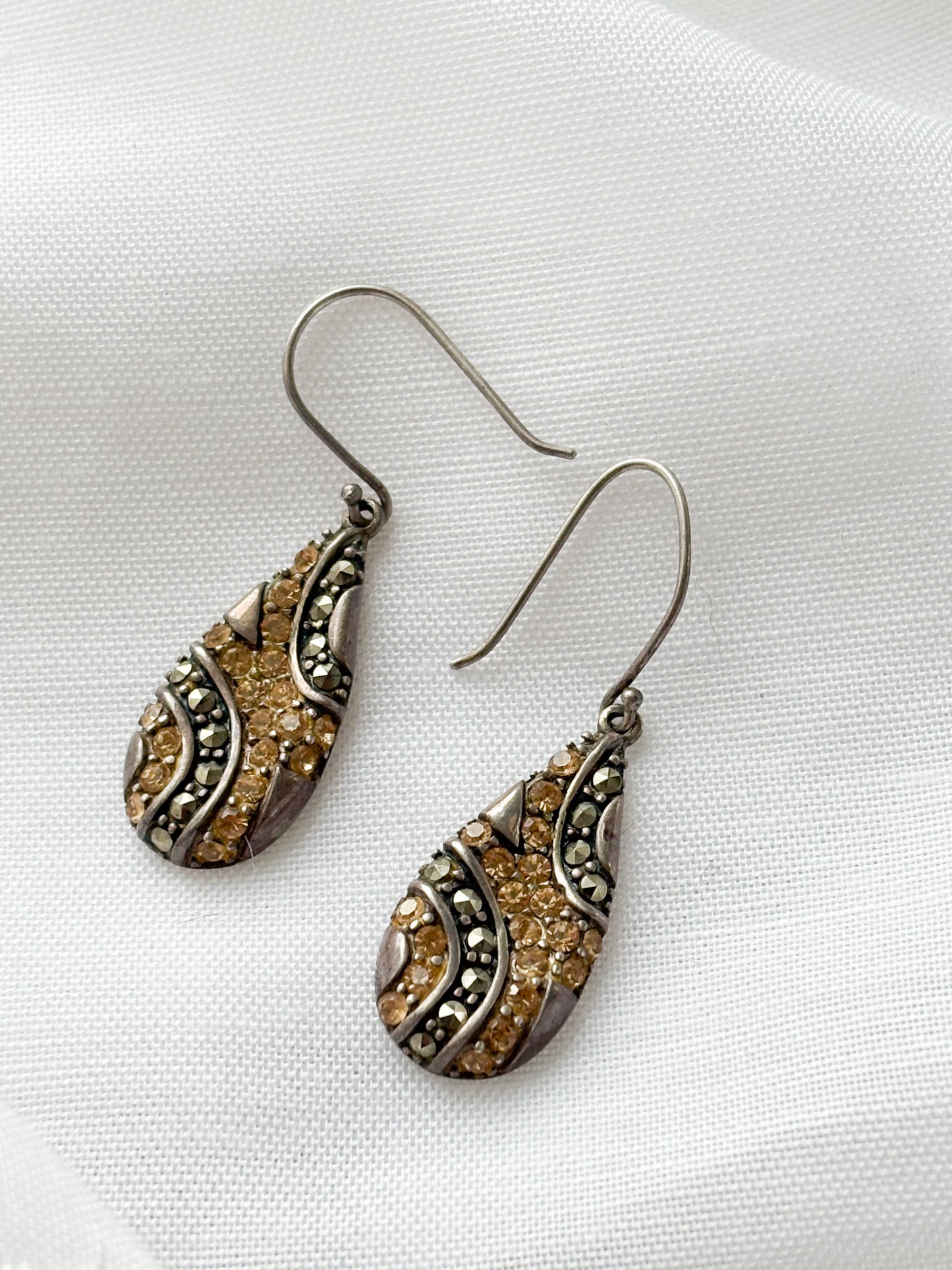 925 STERLING TEARDROP EARRINGS