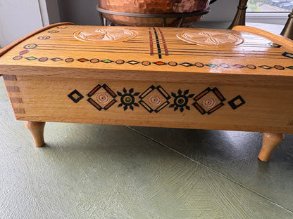 WOOD TRINKET BOX