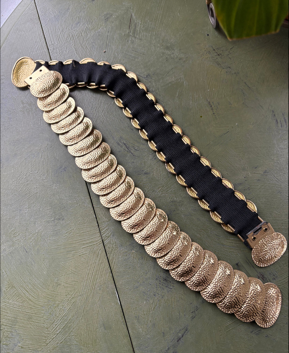 GOLD TONE ELASTIC BELT