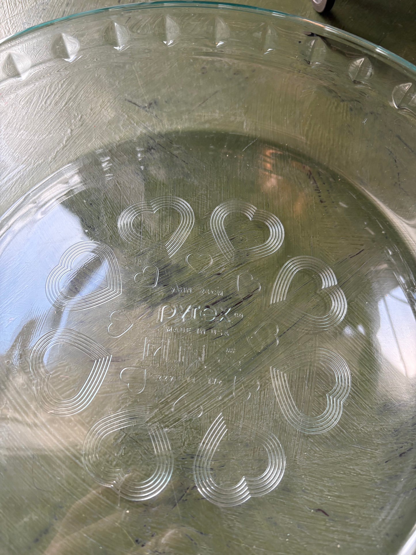 PYREX HEART PIE PLATE