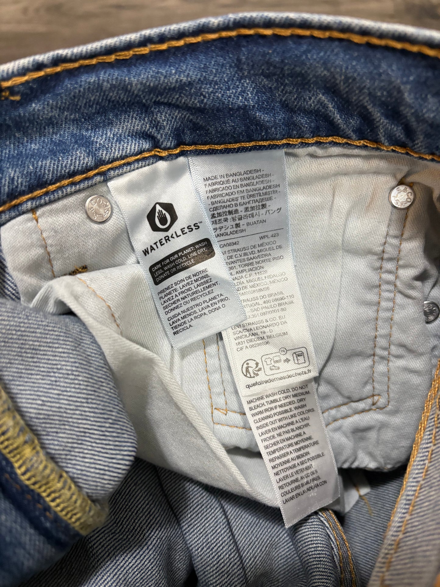 LEVI'S DENIM PANTS 32 x 30