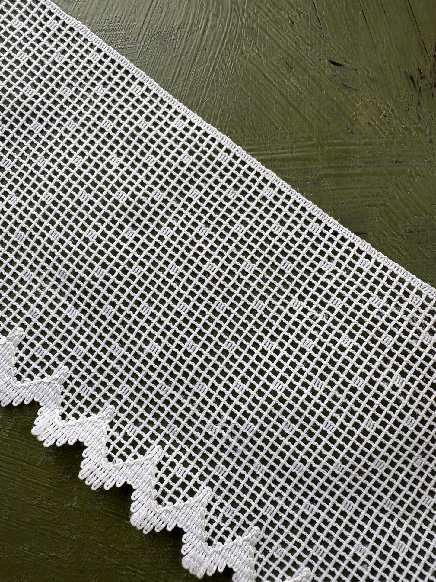 LACE TRIM - by the meter