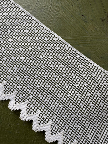 LACE TRIM - by the meter