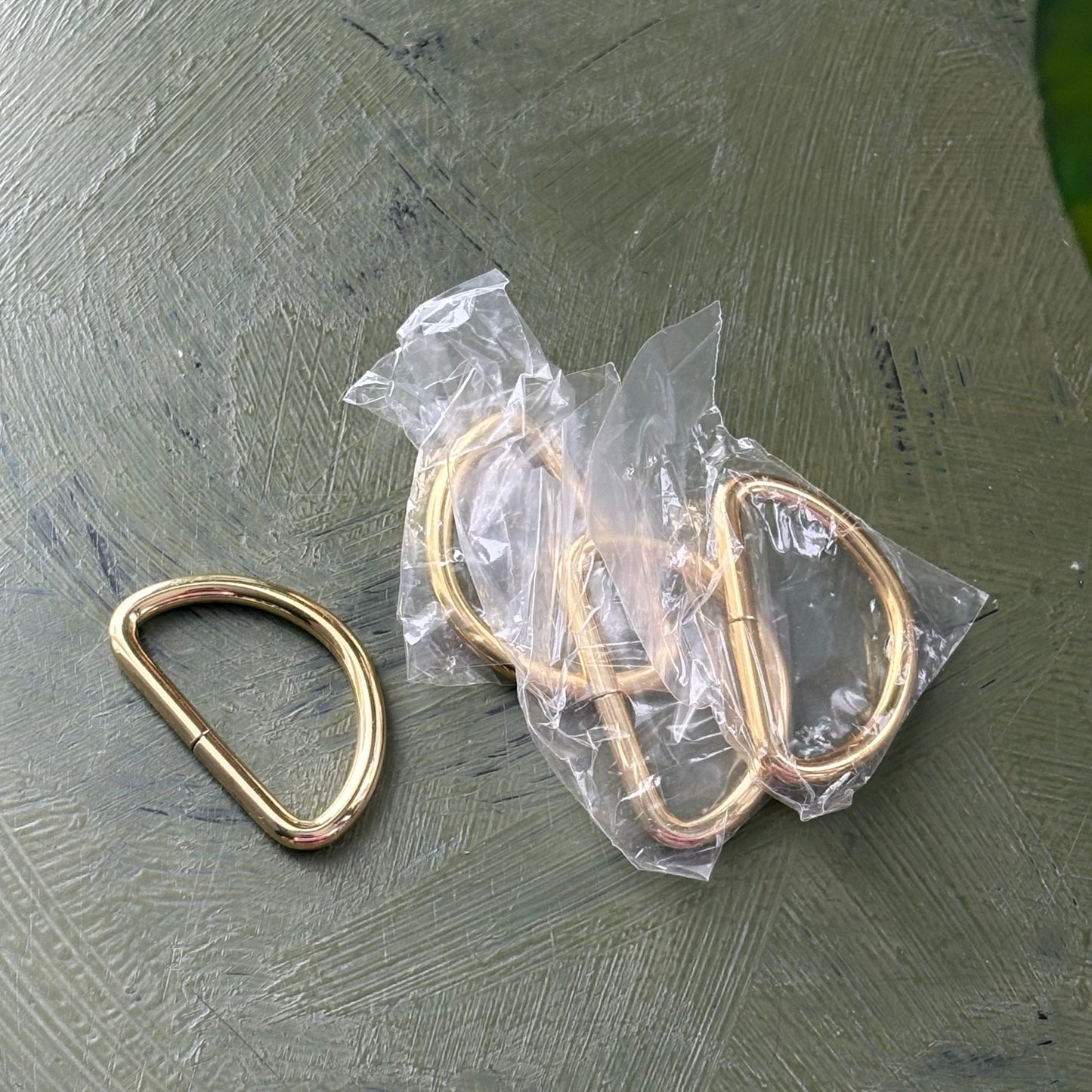 GOLD D RINGS