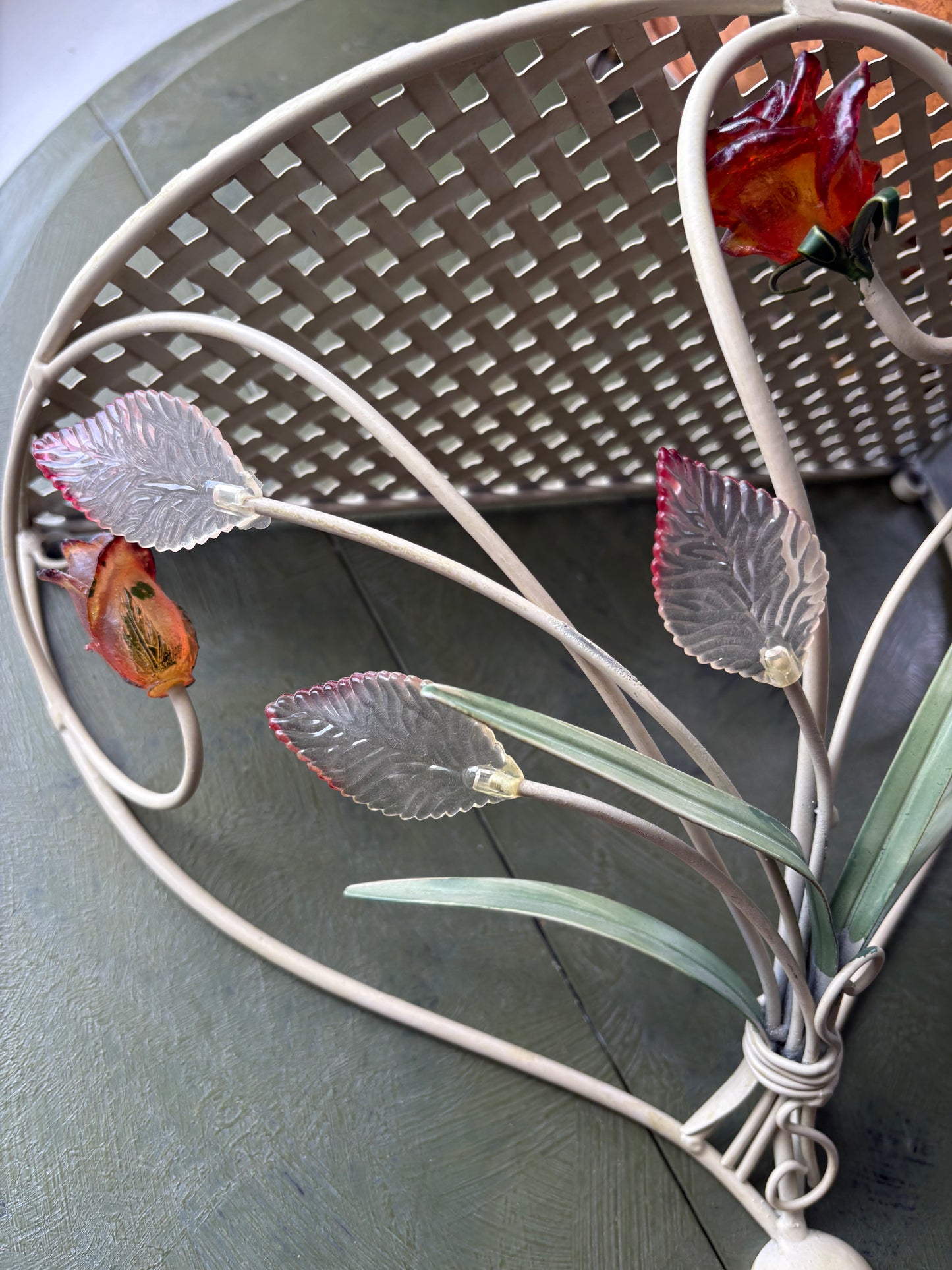 FLORAL SHELF
