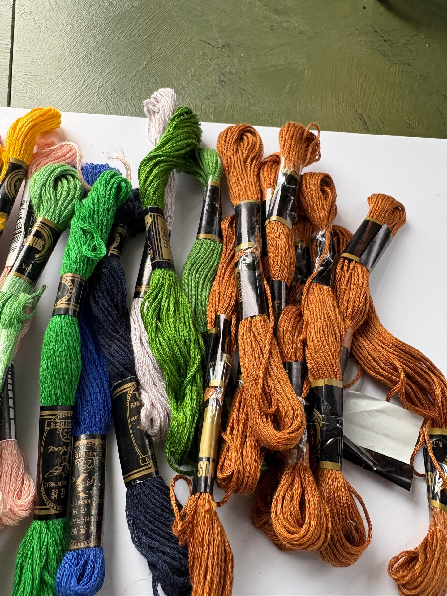 MULTI COLOUR EMBROIDERY THREAD