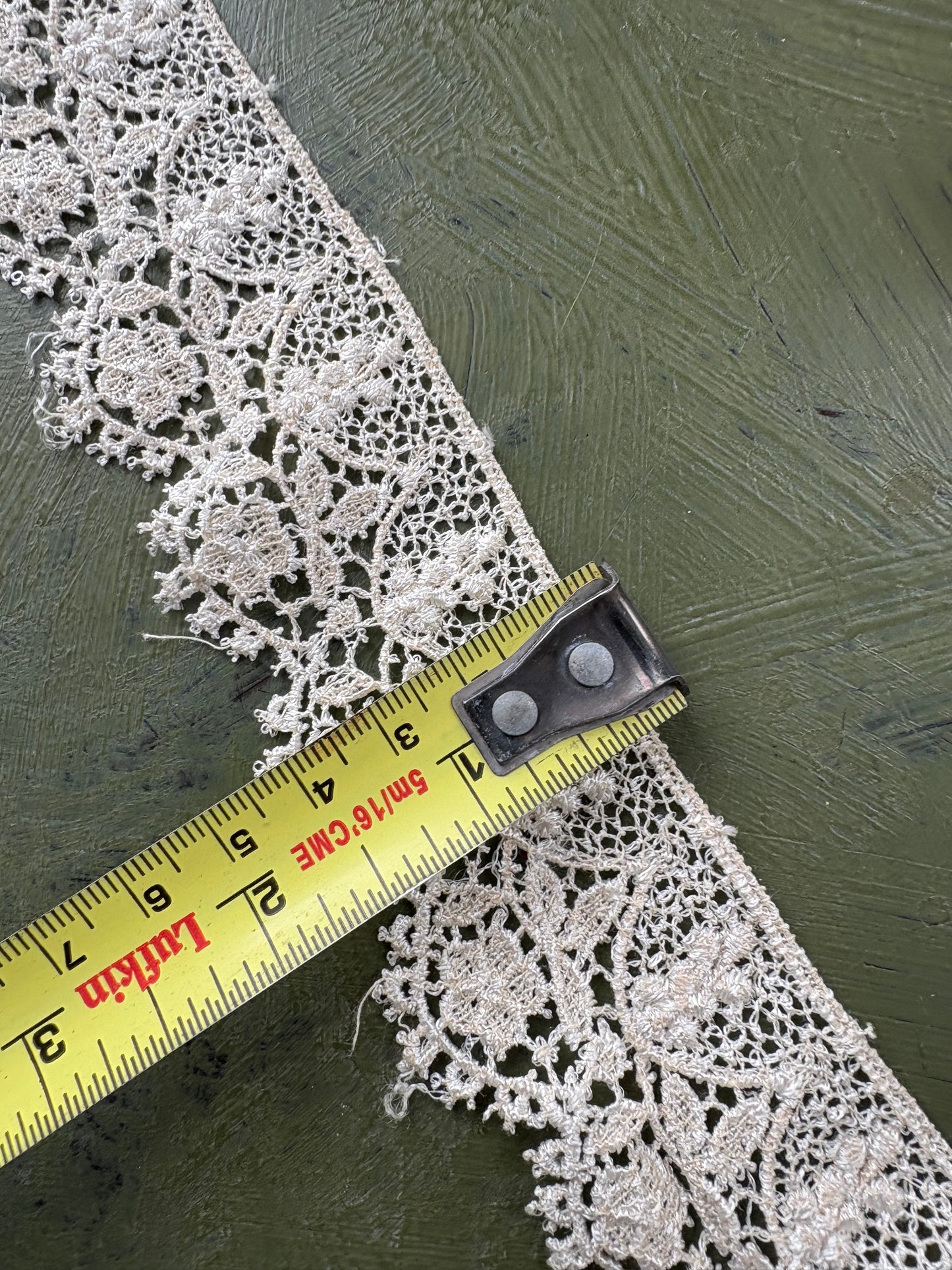LACE TRIM - by the meter