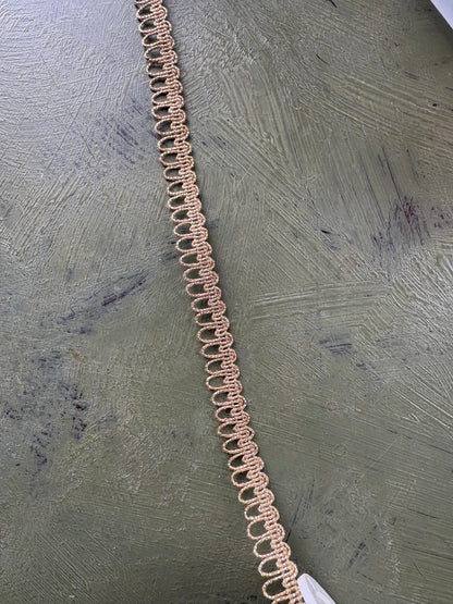 GOLD SCALLOP TRIM - by the meter
