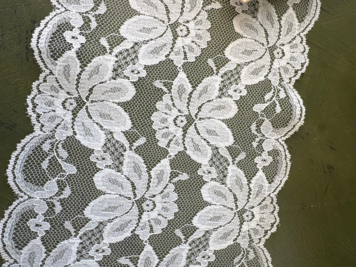 FLORAL LACE TRIM - by the meter