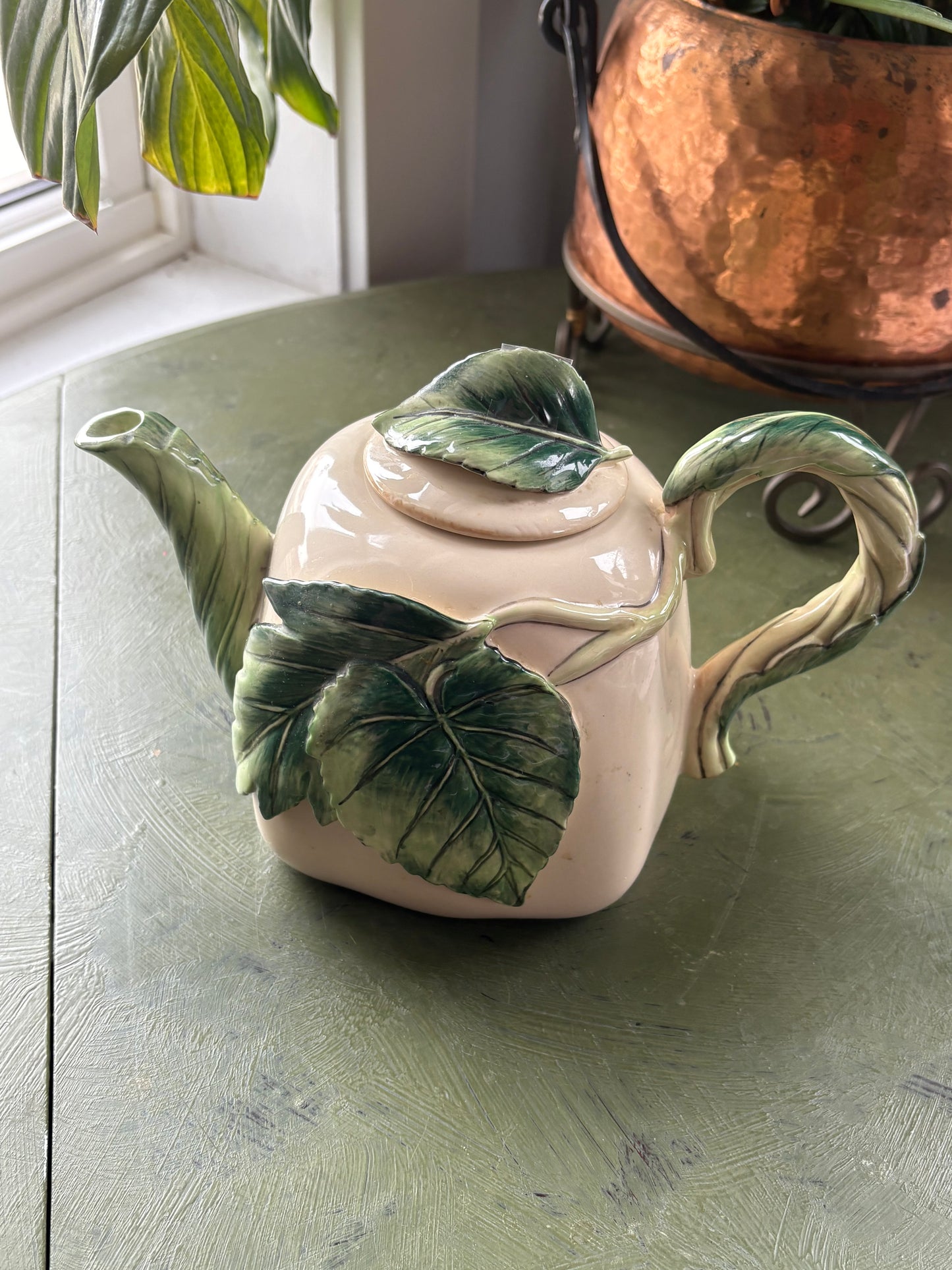 FITZ & FLOYD CERAMIC TEAPOT