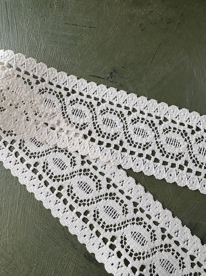 WHITE LACE - by the meter