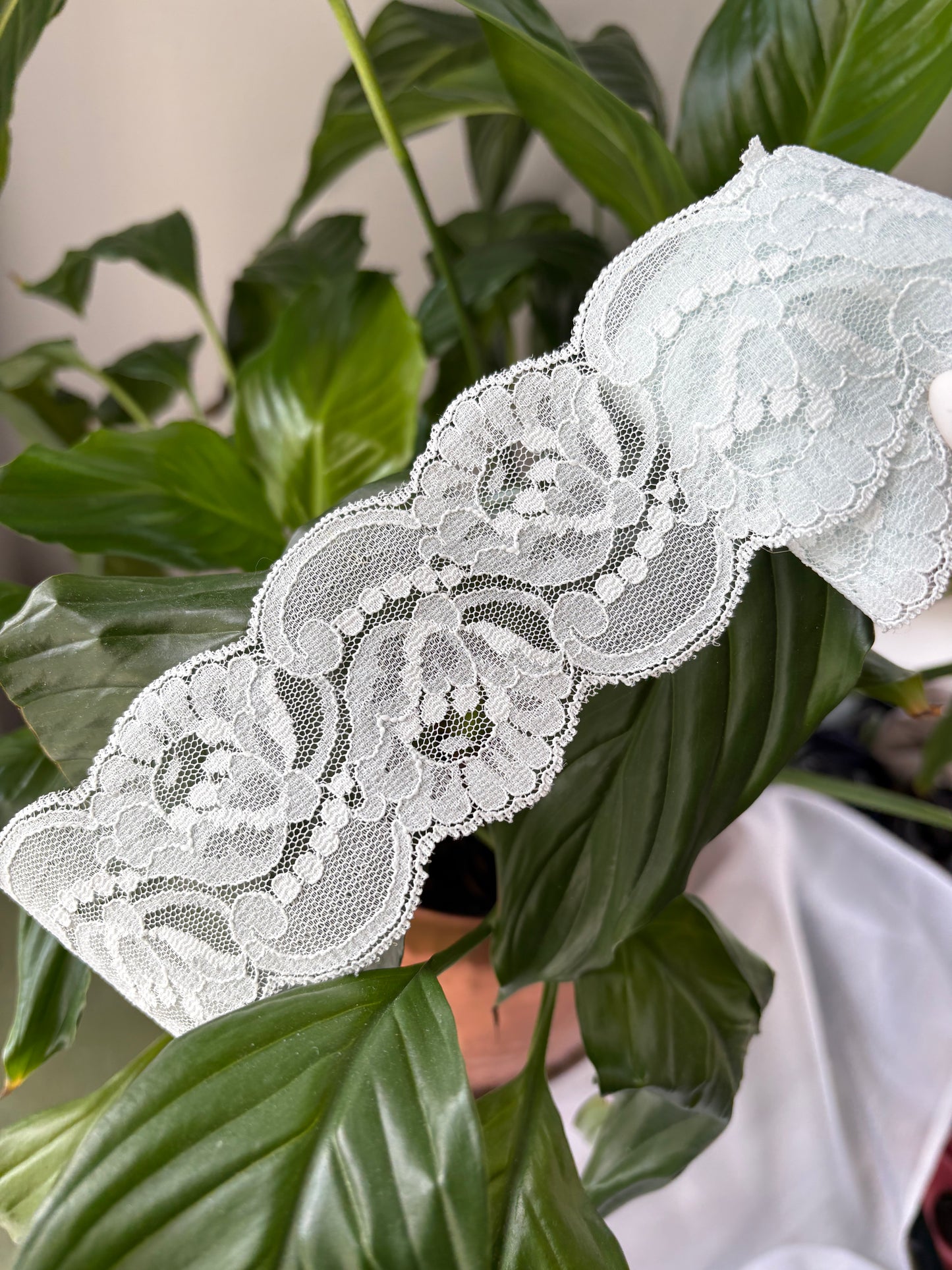 POWDER BLUE LACE TRIM 2.5" x 95"