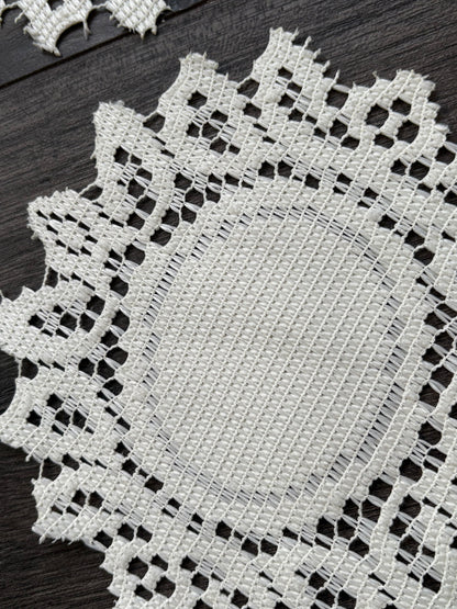 LACE DOILIES