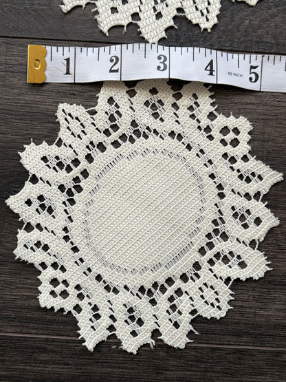 LACE DOILIES