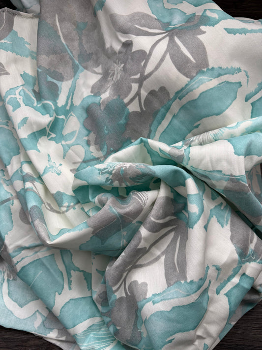 BLUE FLORAL FABRIC 100" x 31"