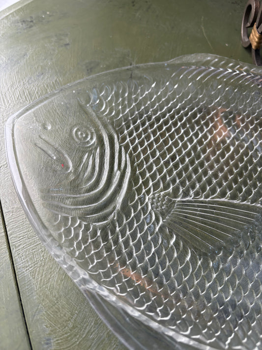 CRYSTAL FISH DISH