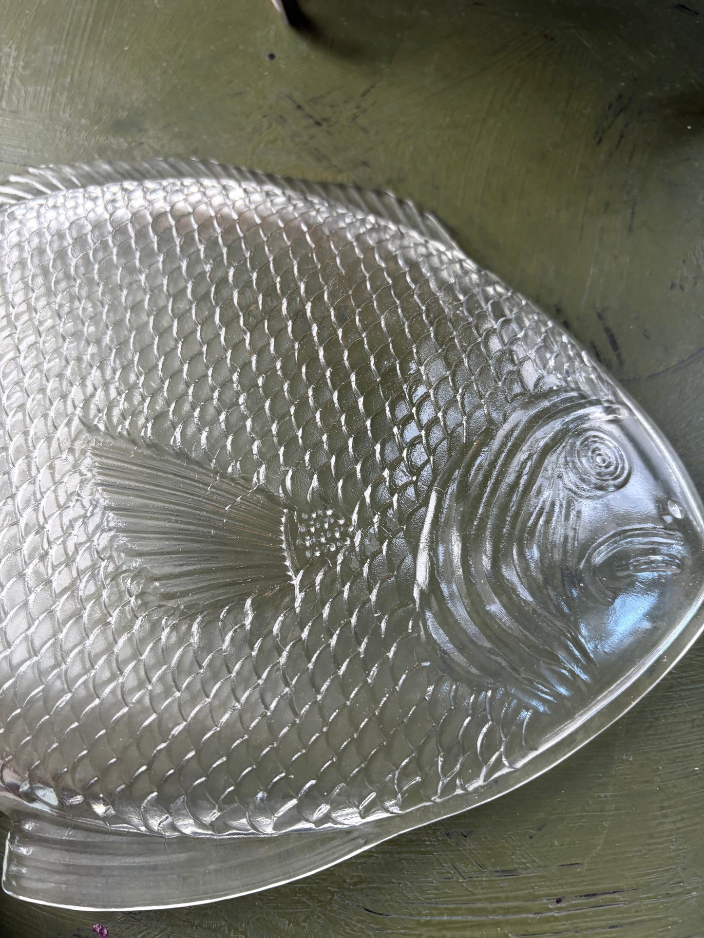 CRYSTAL FISH DISH