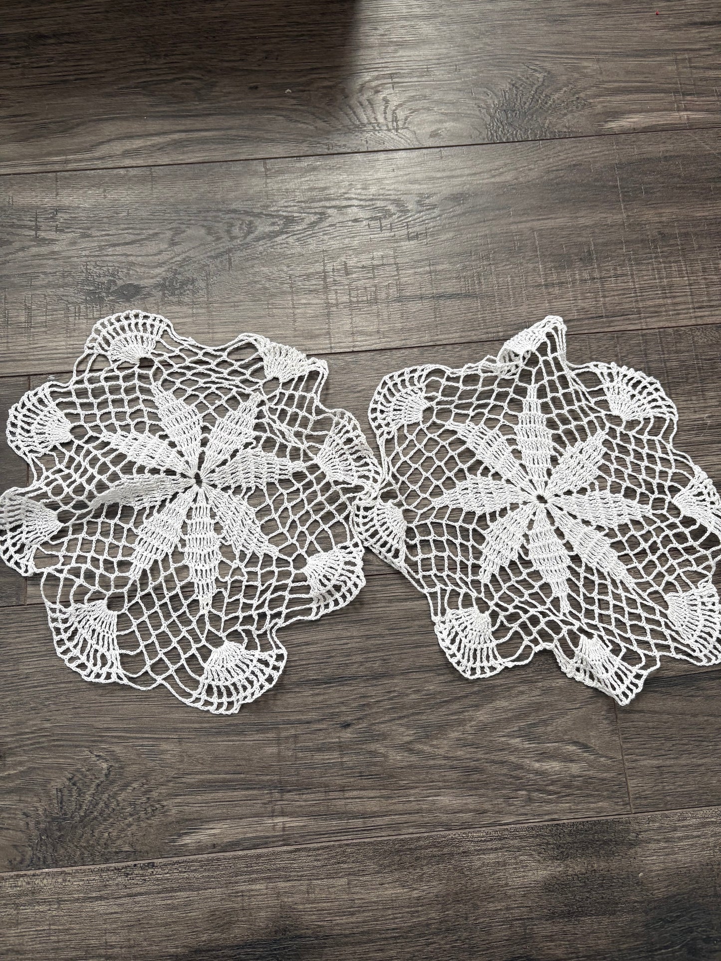 LACE DOILIES