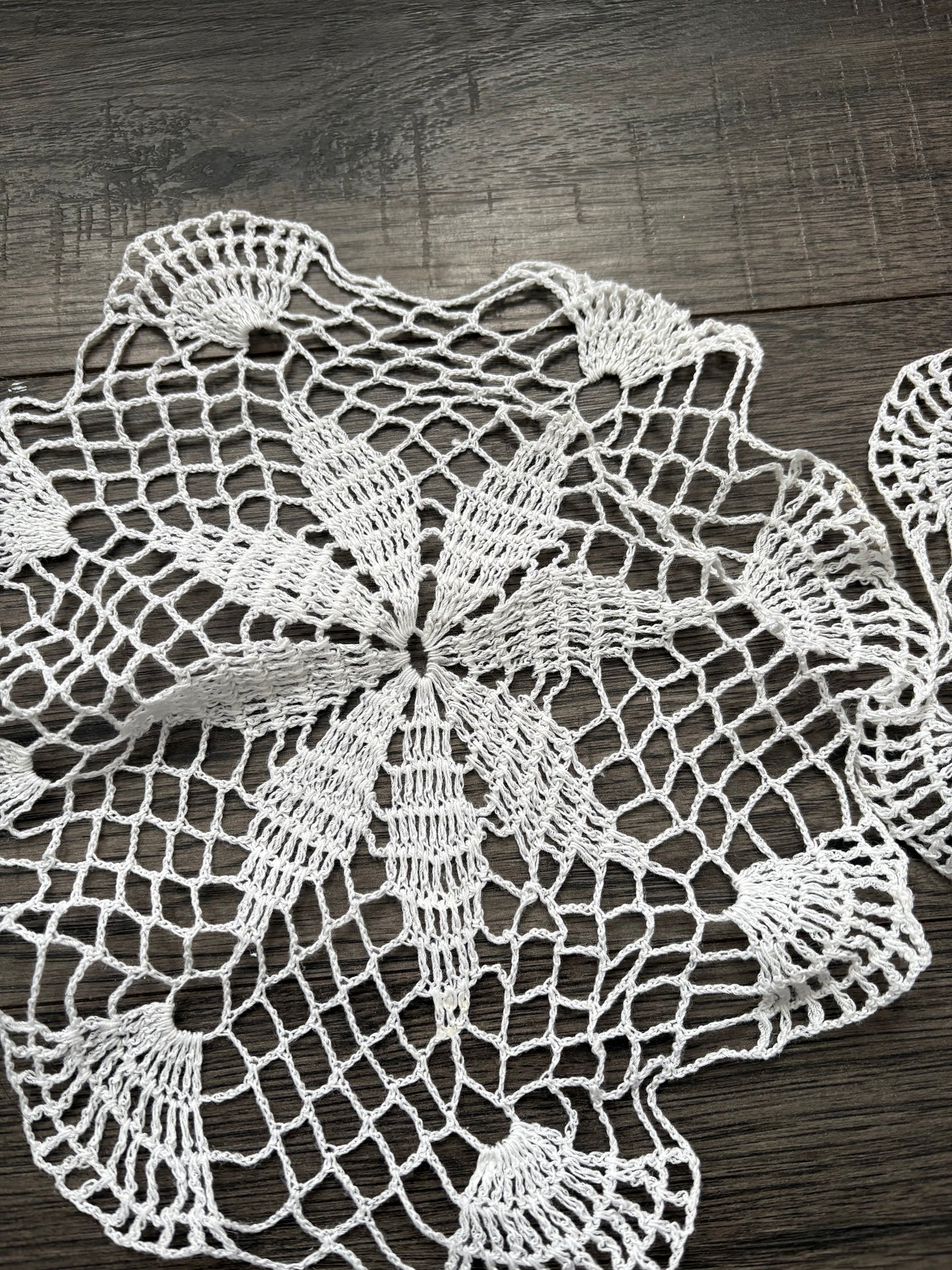 LACE DOILIES